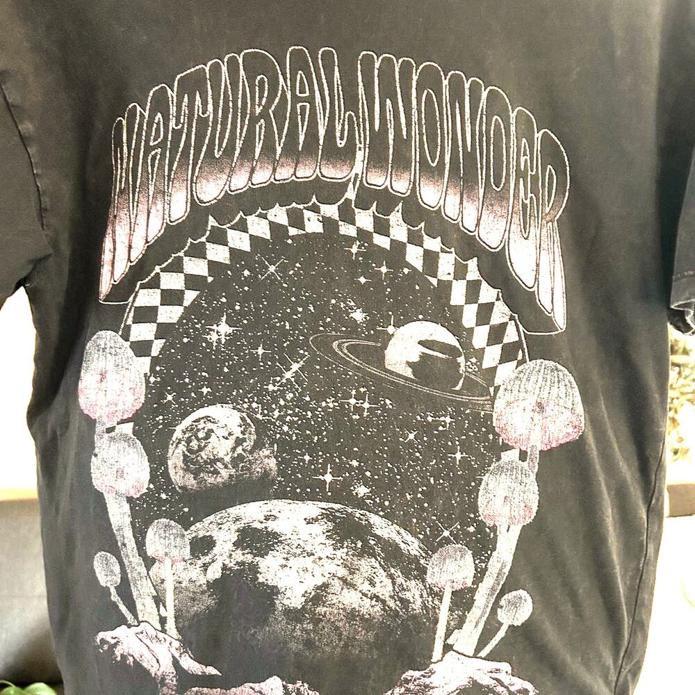 Hollister Cosmic Mushroom Graphic T Shirt Small Black Retro